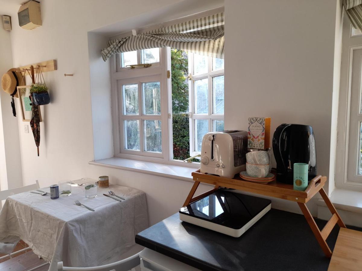 My Little Studio Farmborough Bagian luar foto